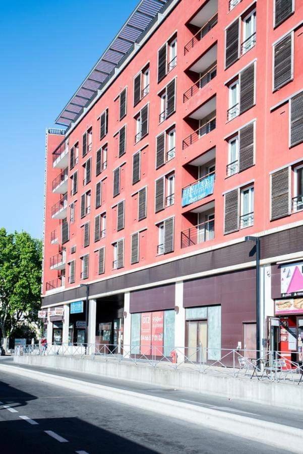 Studio Privatif Dans Hotel Residence Nimes Gare Buitenkant foto